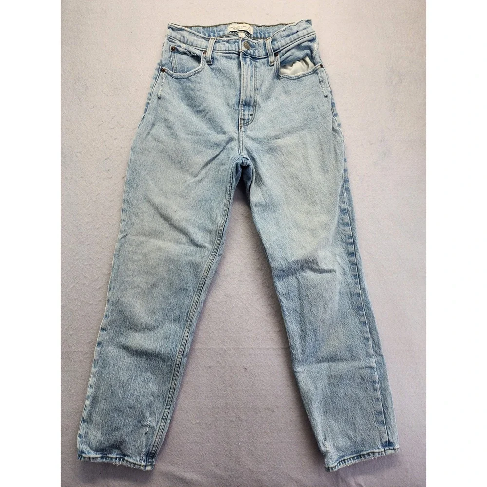 Abercrombie & Fitch Curve Love 90s Straight Ultra High Rise Jeans Size 28/6s